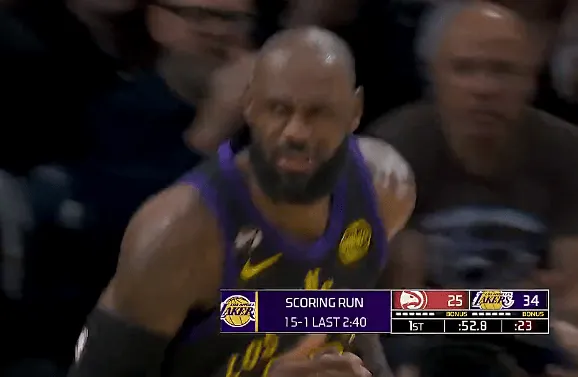 PG模拟器-詹姆斯首节出战9分钟，投篮6中3得到6分2篮板6助攻1盖帽