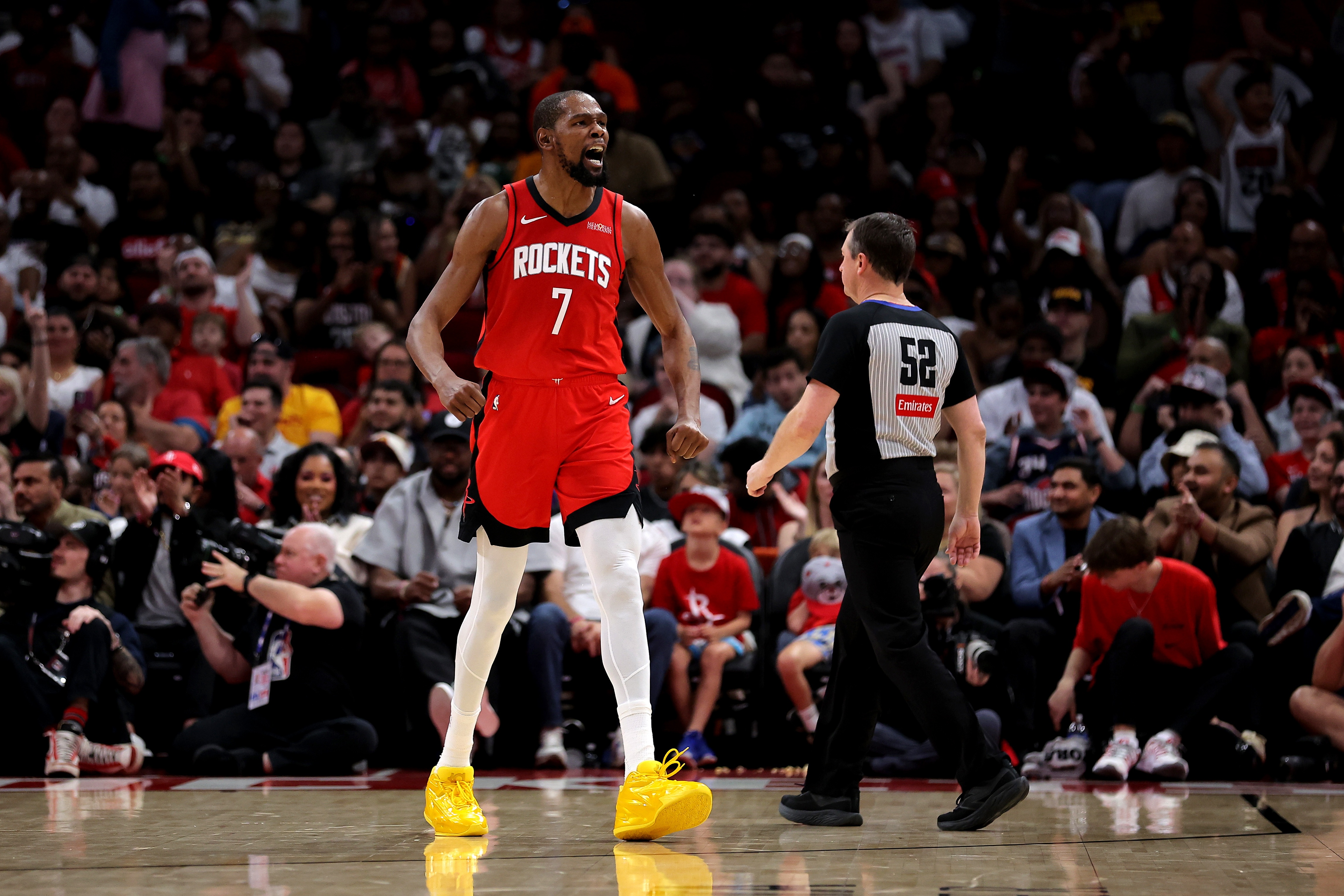 PG官方游戏-白巧克力：我认为KD总得分能超科比 但再往上就不确定了